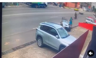 Côte d'Ivoire : L'artiste Le Molare impliqué dans un accident à Cocody, une piétonne violemment projetée