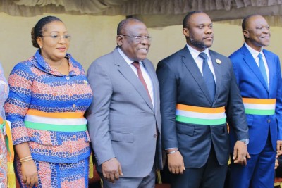 Côte d'Ivoire : Présidentielle, les Maires RHDP mettent la pression sur Ouattara en remettant une caution de 50 millions FCFA pour soutenir sa candidature