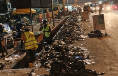 Côte d'Ivoire : Adjamé, Treichville, Riviera, Abidjan intensifie le curage pour prévenir les inondations