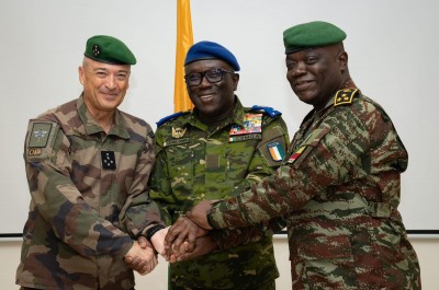Côte d'Ivoire-France : Avant le départ du Gnl Thierry Burkhard, les armées ivoiriennes, béninoises et françaises ont renouvelé leur partenariat