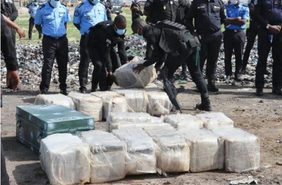 Côte d'Ivoire :  Saisie record de plus de deux tonnes de cocaïne en avril 2022, peine réduite pour Karamoko Dosso, ex-commissaire de la police criminelle de San Pedro