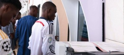 Côte d'Ivoire : Yopougon, mise en service de la deuxième borne digitale interactive d'établissement de documents administratifs, 3000 extraits pourront être établis par jour