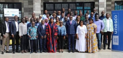 Côte d'Ivoire : Éducation à l'ère du numérique, l'UNESCO et le Centre KIX Afrique 21 outillent les enseignants sur l'usage de l'IA dans les programmes scolaires