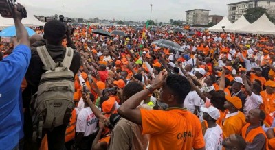 Cameroun : Présidentielle 2025, marée humaine à Douala sous la pluie pour Cabral Libii