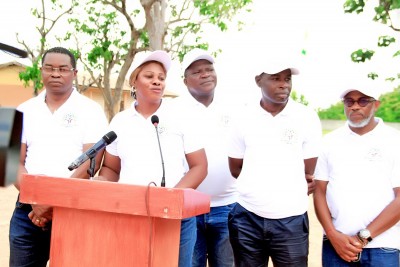 Côte d'Ivoire : Ferké, des kits scolaires et du matériels didactiques offerts aux écoles de plusieurs villages