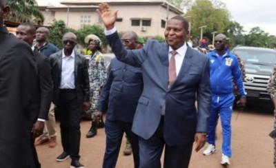 Centrafrique : Touadéra dépose officiellement sa candidature pour la présidentielle 2025