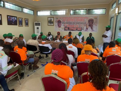 Côte d'Ivoire : Diabo, Watchard Kédjébo aux militants RHDP, « Ne votons pas ADO dans la bouche, il faut qu'on retire nos cartes d'électeurs »