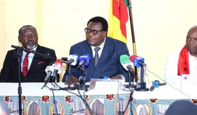 Cameroun : 20 partis d'opposition condamnent l'auto-proclamation d'Issa Tchiroma Bakary