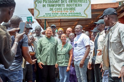 Côte d'Ivoire : Jean-Louis Billon séduit les transporteurs à San-Pedro : « Ensemble, mettons fin au racket et relançons le secteur ! »