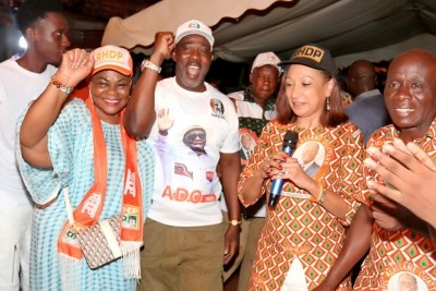 Côte d'Ivoire: Présidentielle 2025, Françoise Remarck en campagne à Koumassi pour le retrait des cartes d'électeurs et au vote massif pour le candidat RHDP