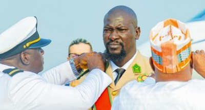 Guinée : Coup de théâtre, le général Doumbouya candidat à la présidentielle