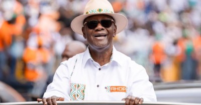 Côte d'Ivoire : Le Conseil constitutionnel confirme la victoire d'Alassane Ouattara dès le premier tour, les USA le félicitent