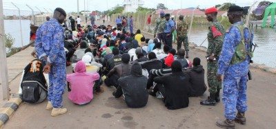 Gambie :  La Marine intercepte 180 migrants à destination d'Espagne