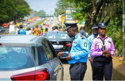 Côte d'Ivoire : La Police annonce l'opération « EPERVIER » sur les routes à partir du 1er décembre, les usagers invités à se mettre en règle