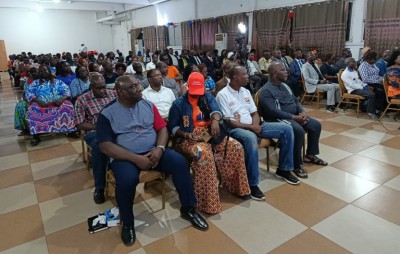 Côte d'Ivoire : Législative à Dimbokro, les fonctionnaires et agents de l'Etat invités à choisir Adama Coulibaly « le meilleur choix »