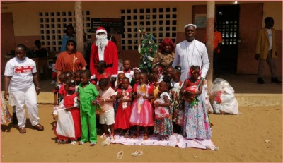 Côte d'Ivoire : Bingerville, plus d'une centaine d'enfants de Brègbo comblés de cadeaux à la 1ère édition de la Noël de cœur