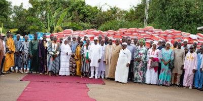 Côte d'Ivoire : Remise de don aux Musulmans et Chrétiens du Tonpki, Vagondo : « Prier pour le Président Alassane Ouattara pour la garantie qu'il représente pour nous »