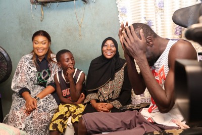 Côte d'Ivoire : Premier dimanche de la Solidarité 2026, Myss Belmonde Dogo au chevet des plus vulnérables dans le District d'Abidjan