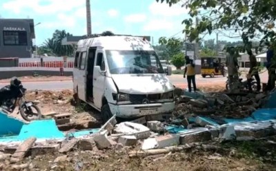 Côte d'Ivoire : Dabakala, un véhicule hors de contrôle finit sa course dans l'enceinte de l'hôpital général