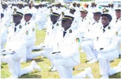 Côte d'Ivoire : Allégations relatives à l'employabilité des marins et à la signature des brevets et certificats d'exploitation, réaction de la DGAM
