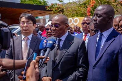 Côte d'Ivoire : À Abidjan, les jeunes du PCC et du RHDP unissent leurs visions pour le développement