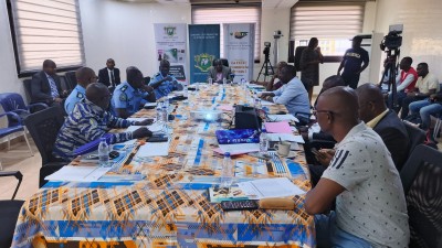 Côte d'Ivoire : Infractions routières, 34 chauffeurs sanctionnés par  la Commission de retrait du permis de conduire