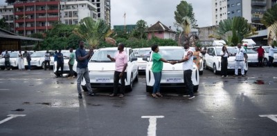 Côte d'Ivoire : 100 VTC électriques mis en circulation, une flotte de 750 véhicules propres attendus d'ici fin 2026