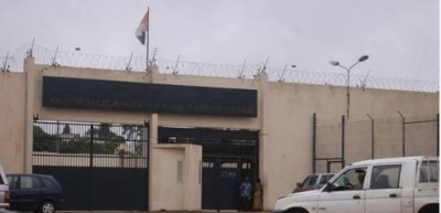 Côte d'Ivoire : Fête nationale, Alassane Ouattara accorde la grâce à 4 661 détenus et appelle les Ivoiriens à l'unité pour bâtir une « Grande Côte d'Ivoire »