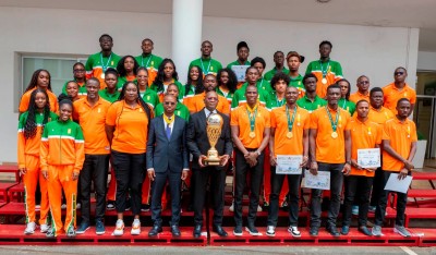 Côte d'Ivoire : Après leur sacre à la CAN U 18 de Basketball, le Chef de l'Etat octroie une enveloppe de 200 millions FCFA aux Eléphanteaux