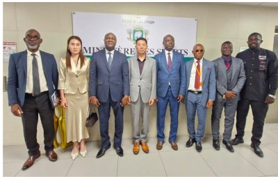 Côte d'Ivoire : Infrastructures Sportives, projet de construction de 10 Complexes sportifs