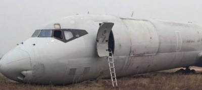 RDC : Un avion-cargo effectue un atterrissage d'urgence et sort de piste à Kinshasa