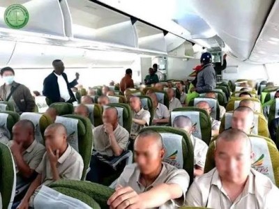 Madagascar : Escroquerie en ligne ,50 Chinois quittent le pays pour poursuivre leur peine en Chine