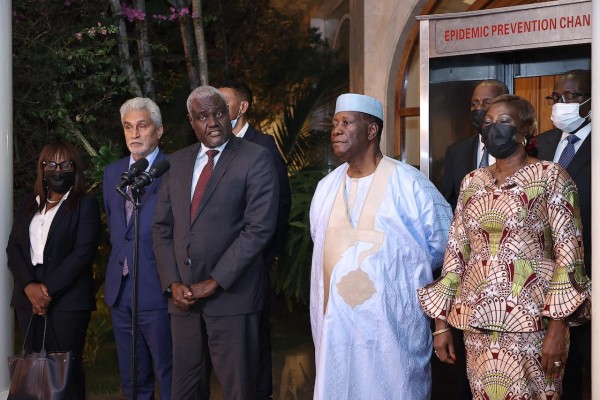 Côte d'Ivoire : Alassane Ouattara a eu un entretien avec le Président de la Commission de l'...