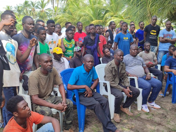 Côte d'Ivoire : Jacqueville, les jeunes du village d'Akrou s'opposent à ...