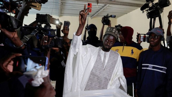 Sénégal : Bassirou Faye confirmé Président avec 54,28 % des voix, selon les résultats provisoires