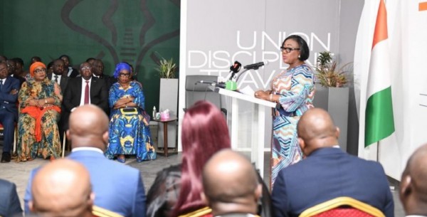 Côte d'Ivoire : Fonction Publique, 390 concours administratifs  lancés, Anne Ouloto invite les candidats à tourner le dos aux  escrocs et vendeurs d'illusions