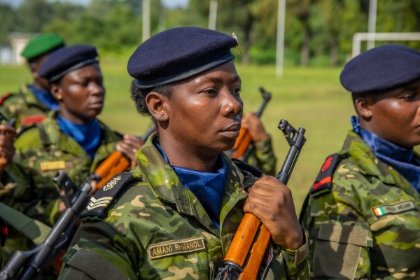 Côte d'Ivoire : Le Ministre de la Défense Téné Birahima Ouattara rend hommage à l'engagement remarquable des femmes au sein des Forces Armées