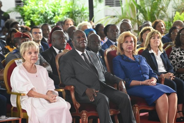 Côte d'Ivoire : Le couple Présidentiel a pris part à une cérémonie d'hommage à feu Béchir Ben Yahmed
