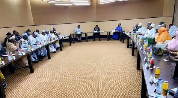 Cameroun : Paul Biya lance sa machine de guerre électorale - KOACI