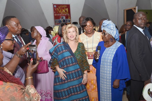 Côte d'Ivoire : Dominique Ouattara inaugure la 2e édition du Marché de Noël de l'ADEM