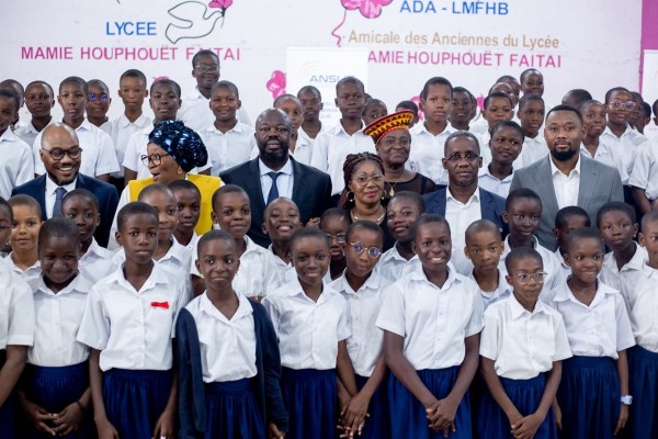 Côte d'Ivoire : Bingerville mise sur le numérique, l'ANSUT dote le lycée Mamie-Faitai d'un centre d'innovation de dernière génération