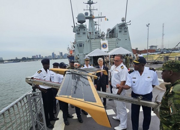 Côte d'Ivoire : Escale du BAM « FUROR » 0 à Abidjan, l'Espagne réaffirme son engagement pour...