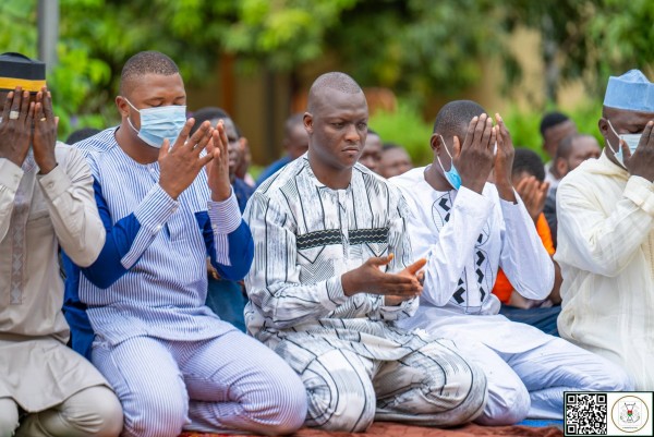 Burkina Faso : Tabaski, le capitaine Traoré appelle à la responsabilité citoyenne dans la construction de la paix sociale
