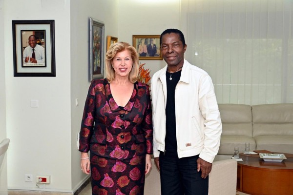 Côte d'Ivoire : Dominique Ouattara reçoit Isaac de Bankolé, Miss France 2025 et Alice Gnapa