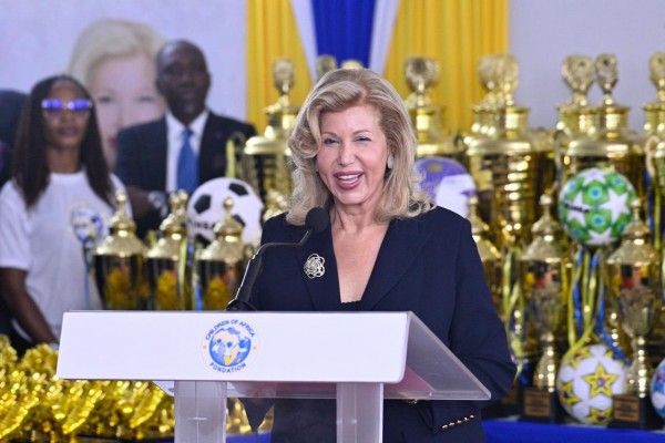 Côte d'Ivoire : Coupe Dominique Ouattara, la Première Dame a procédé au lancement de la 17ᵉ...