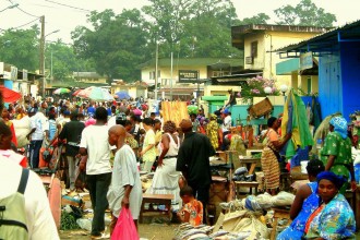 Les marchés anarchiques posent ils problème à  Libreville?