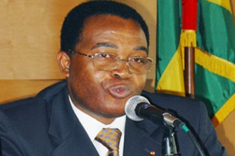 Un ministre déserte son bureau contraint par un gris-gris