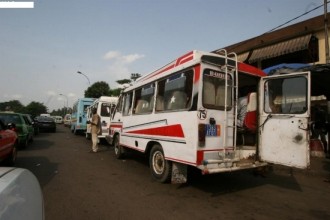 Baisse du prix des transports, des associations de consommateurs menacent