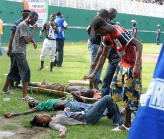 Qui doit payer pour les morts au stade ?