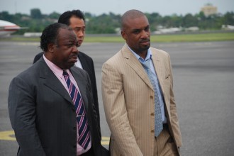 Les véhicules administratifs utilisés pour l'infiltration d'armes